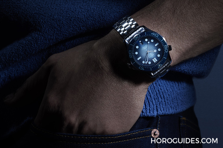 OMEGA - SEAMASTER - 215.30.46.21.03.002 - OMEGA海馬系列75週年,夏日藍面11員全新報到!色調深淺絕妙對應防水深度