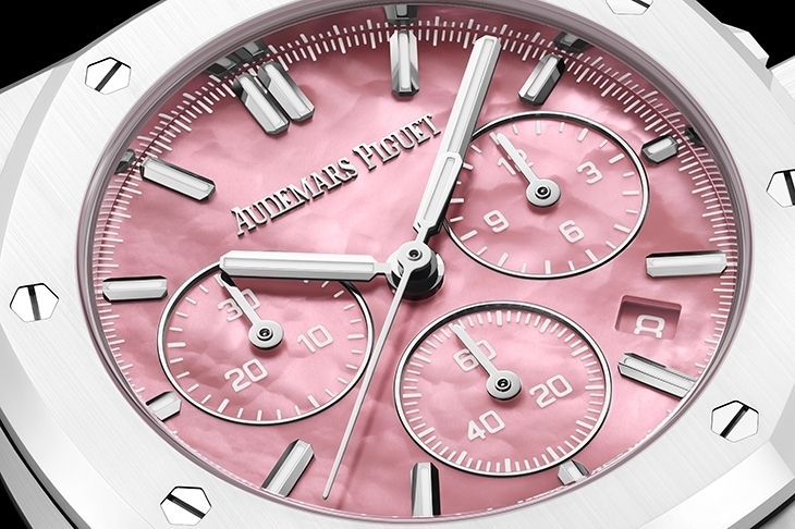 AUDEMARS PIGUET - ROYAL OAK - 26450CB.OO.1356CB.02 - 網球女王 × Royal Oak！愛彼首度攜手Serena Williams推出Royal Oak白色陶瓷38mm限量版