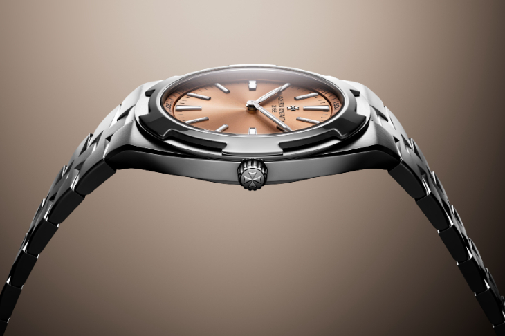 VACHERON CONSTANTIN - OVERSEAS - 2500V/210P-H028 - 江詩丹頓Overseas超薄「Salmon-Dial」新作登場，搭載全新品牌自製2550超薄機芯