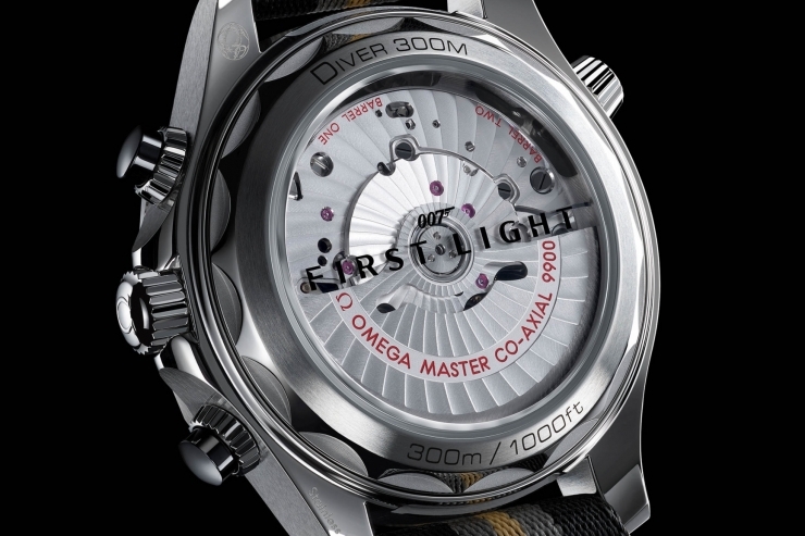 OMEGA - SEAMASTER - 210.32.44.51.01.002 - 007首枚海馬計時碼錶登場！歐米茄將《007：初露鋒芒》遊戲裝備帶到現實