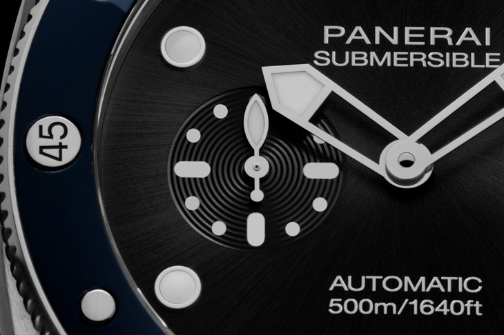 PANERAI - SUBMERSIBLE - PAM01756 - 44毫米Submersible首見金屬鍊帶款｜Panerai Submersible系列腕錶 PAM01756
