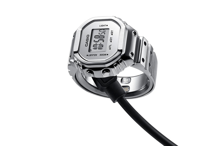 CASIO - 掌握你的心率、血氧、生理期!Casio第三代戒指錶升級導入智慧穿戴科技