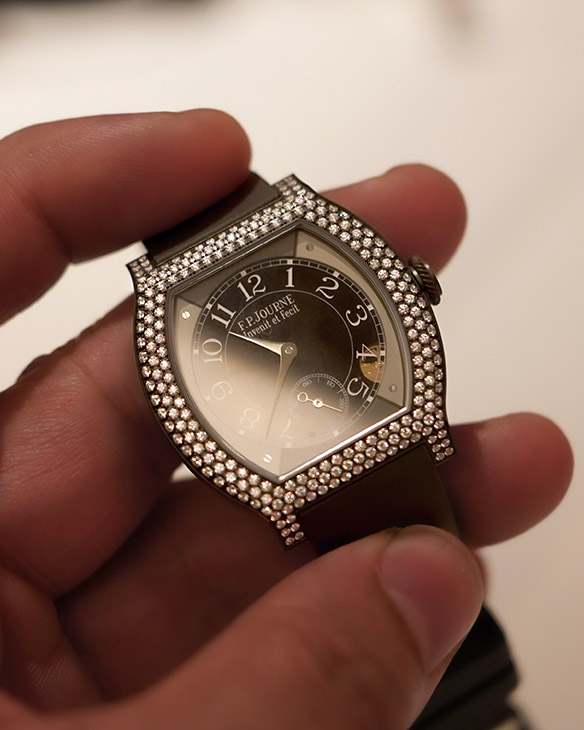F.P.JOURNE - ELEGANTE - élégante 40mm titalyt® 12 rows of diamonds - 衝動，還是理性？藏家Mervin Ling最愛的新收藏｜HOROGUIDES雜誌Vol.10 特別企劃