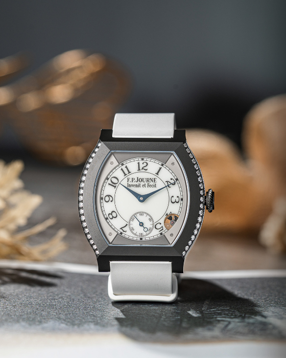 F.P.JOURNE - ELEGANTE - élégante 40 mm titalyt® 2 rows of diamonds - 衝動,還是理性?藏家Jordan最愛的新收藏|HOROGUIDES雜誌Vol.10 特別企劃