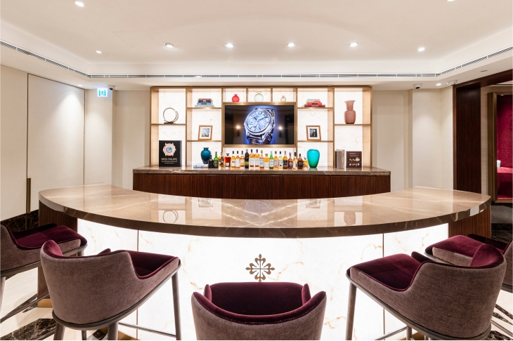PATEK PHILIPPE - 錶王朝聖新殿堂！PATEK PHILIPPE中環置地廣場旗艦店盛大開幕，限時展出博物館級珍藝傑作
