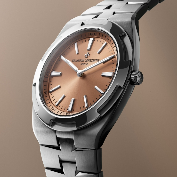 VACHERON CONSTANTIN - OVERSEAS - 2500V/210P-H028 - 超薄新境,縱橫無界|深入江詩丹頓Overseas鉑金超薄自動上鍊腕錶的工藝美學