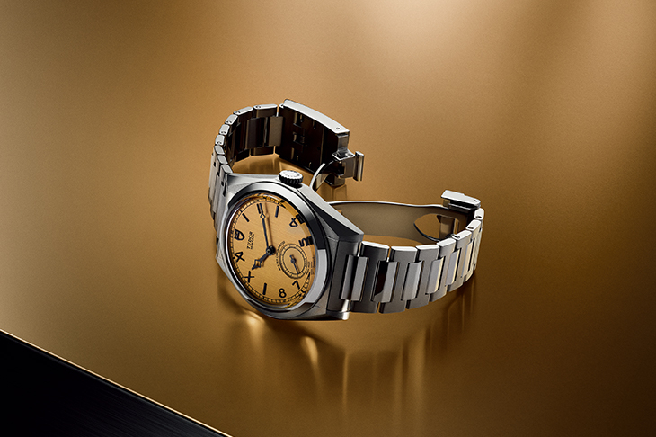 TUDOR - BLACK BAY - M2639W1A0U-26060 - TUDOR Monarch,帝舵表更具風格的日常配搭