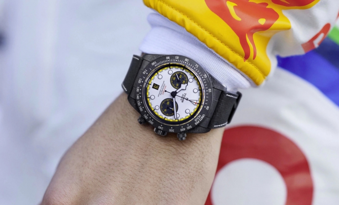 TUDOR - BLACK BAY - M79377KN-0003 - 迎戰 F1 新賽季！帝舵表發表 Black Bay Chrono 