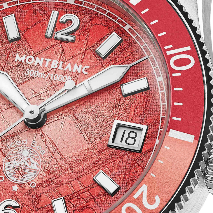 MONTBLANC - ICED SEA - 137211 - 封存萬年冰川的靈魂 2026萬寶龍Iced Sea系列 一場關於亞化石、仿舊鋼與珊瑚日落的材質奇點