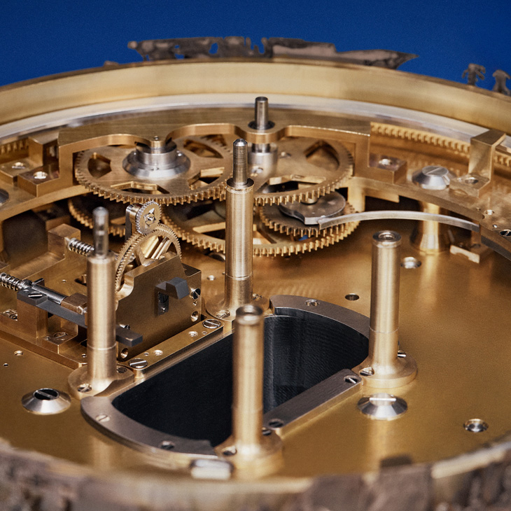 LOUIS VUITTON - LV Watch Prize - LVDB-03 - Louis Vuitton × De Bethune重啟子母鐘的古老靈魂|LVDB-03 Sympathique Louis Varius全解析