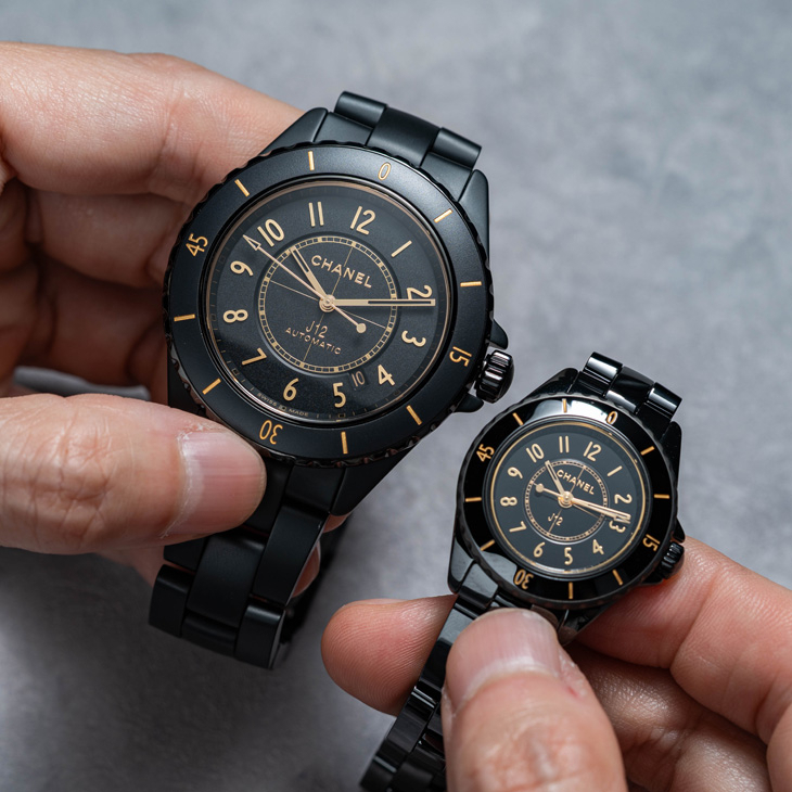 CHANEL - J12 - H11684 - CHANEL J12歷來最重要常態規格擴編:42毫米&28毫米、霧面藍色陶瓷登場