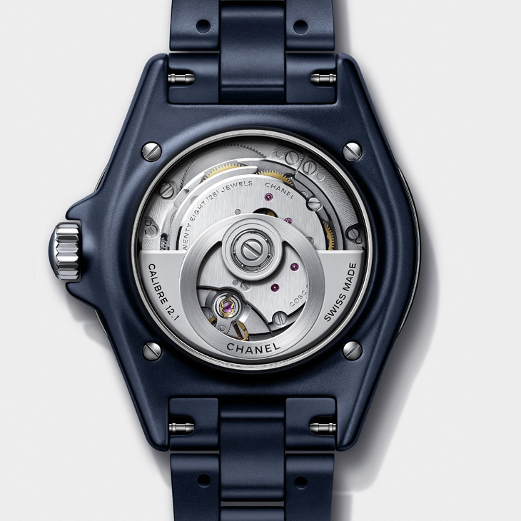 CHANEL - J12 - H11684 - CHANEL J12:時代的回聲,未來的序章