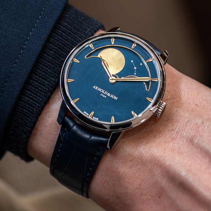 ARNOLD & Son - PERPETUAL MOON - 1GLBS.M03A.C263S - 藍月、金月與紅月,Arnold & Son月相腕錶Colours of the Moon限量版捕捉月色變化